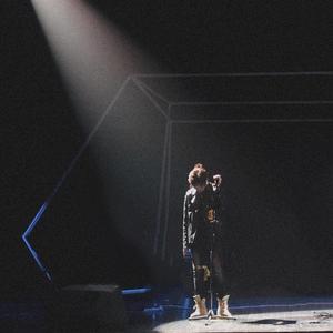 美女穿白丝给我操的免费视频
